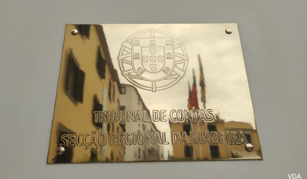 Poltica