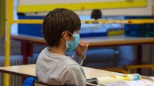 Imagem de Mais quatro escolas com casos de Covid-19