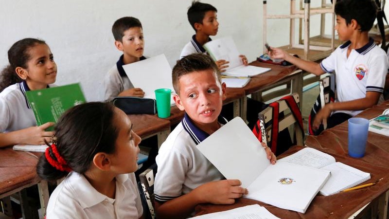 Faltam livros e professores para responder à procura de cursos de português na Venezuela