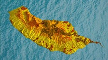 Imagem de Arquipélago da Madeira sob avisos por chuva e vento até terça-feira