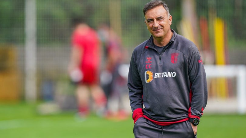 Imagem de Carlos Carvalhal quer quebrar «tradição mais recente» no terreno do Marítimo