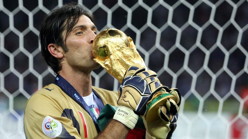Imagem de Gianluigi Buffon termina carreira aos 45 anos