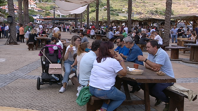 Imagem de Afluência recorde ao Mercado Quinhentista (vídeo)