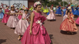 Imagem de Desfile dos grupos é cartaz de sucesso (vídeo)