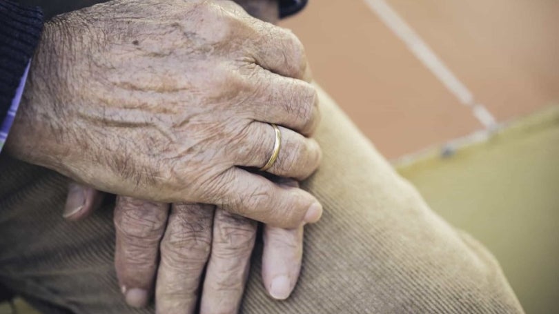 Solidão e pobreza afetam idosos na Venezuela