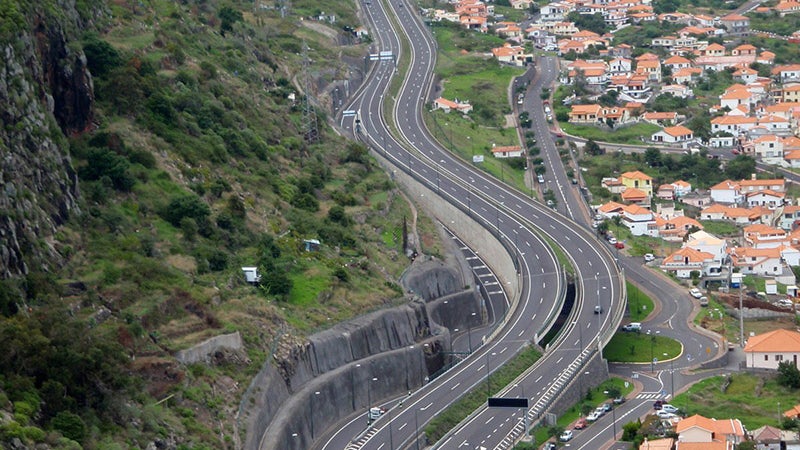 Entrada da via rápida na zona de Machico encerra sábado