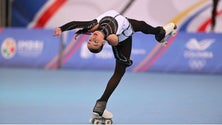 Veja o momento em que Madalena Costa fez história na patinagem nacional (vídeo)