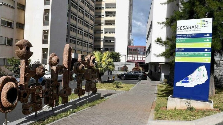 Queda de estrutura no Hospital Dr. Nélio Mendonça