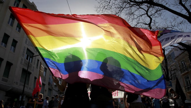 Lisboa vai instar Governo e DGS para criação de unidade de consultas para pessoas trans e intersexo