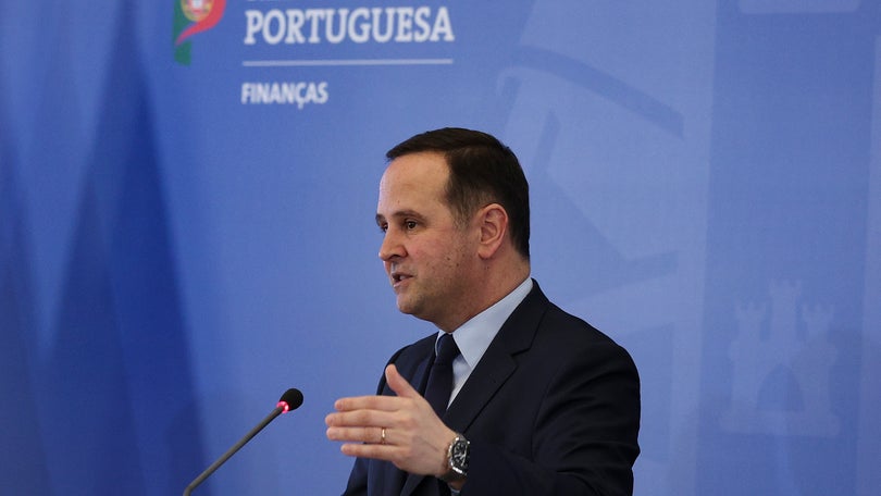 Imagem de Função pública vai ter novo aumento salarial de 1% este ano