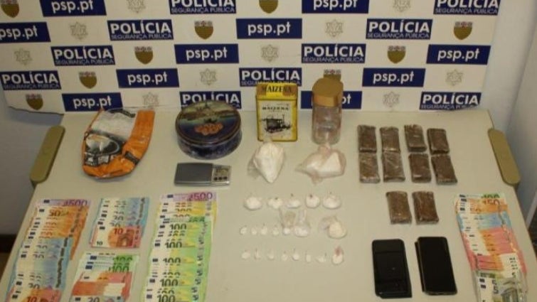 Imagem de Apanhado com mais de três mil doses de droga