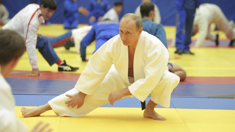 Putin perde cinturão negro honorífico da World Taekwondo