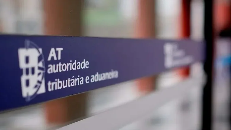 Imagem de Proprietários têm até hoje para pagar primeira prestação do IMI
