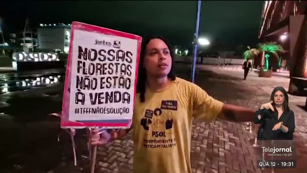 Indígenas e ativistas tentam invadir a COP30