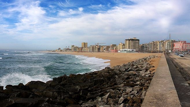 Imagem de Retirado corpo do mar em praia na Póvoa de Varzim