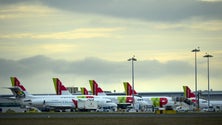 Imagem de Covid-19: Aviões deixam hoje de ter lotação reduzida