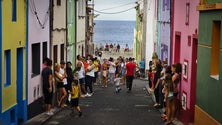 Imagem de Covid-19: Açores decreta cerca sanitária na freguesia de Rabo de Peixe, São Miguel