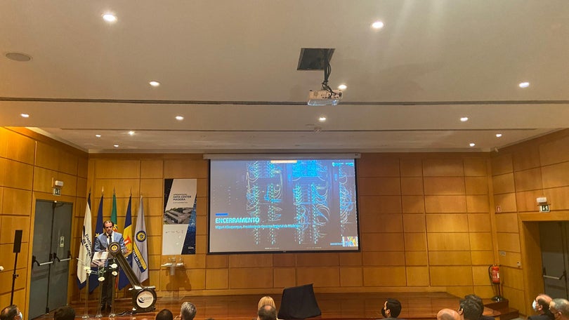 Imagem de Albuquerque diz que «não está a obrigar ninguém a se vacinar»