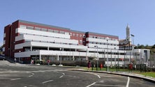 Imagem de Covid-19: Escolas da Levada, Gonçalves Zarco e Profissional Dr. Francisco Fernandes ativam planos de contingência