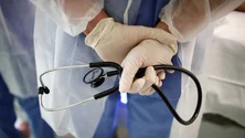 Imagem de Governo chega a «acordo intercalar» com Sindicato Independente dos Médicos