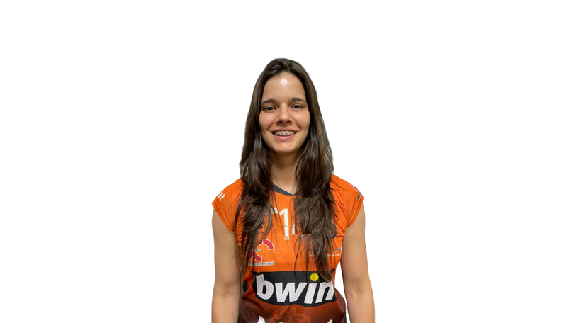 Imagem de Fabiola Gomes assina pelo Castêlo da Maia GC