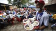 Venezuelanos recebem ajuda alimentar da ONU na Colômbia