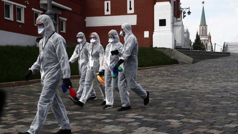 Imagem de Covid-19: Rússia ultrapassa os 13 mil óbitos e 800 mil infetados