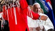 Papa classifica como genocídio internatos forçados de crianças