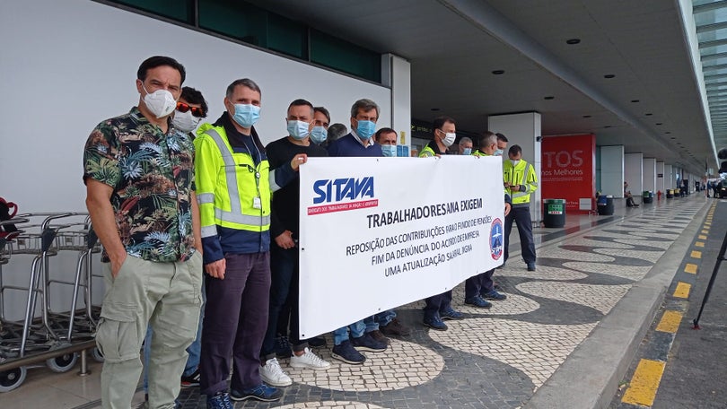 Trabalhadores da VINCI na Madeira em protesto pelos seus direitos laborais