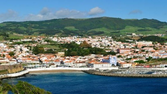 A zona balnear da Prainha em Angra do Heroismo foi encerrada