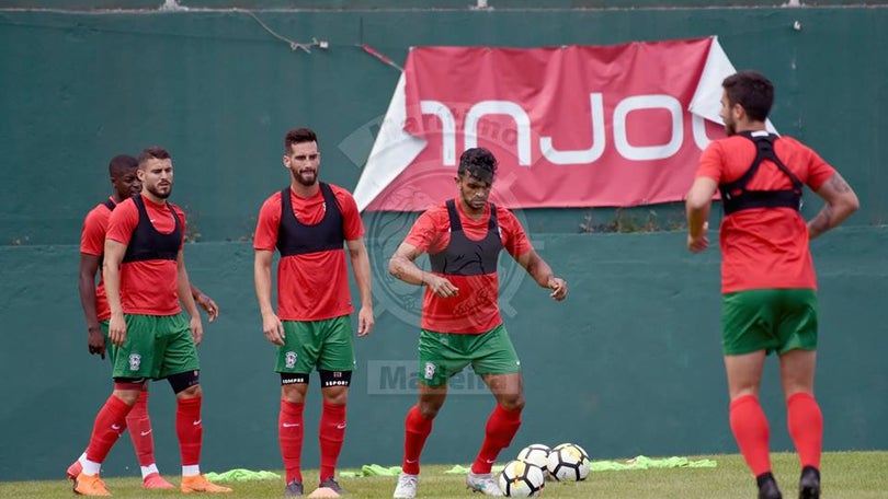 Imagem de Gamboa e Everton convocados para jogo com Rio Ave