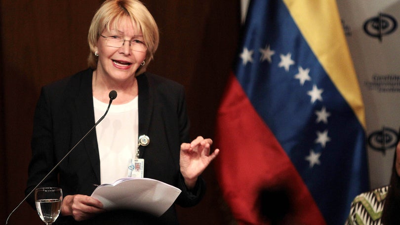 Imagem de Nicolás Maduro diz que vai pedir à Interpol detenção de Luísa Ortega Díaz