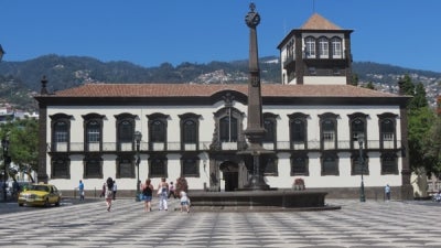 Dissolução imediata da Frente MarFunchal chumbada em Assembleia Municipal