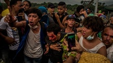 Imagem de Jovens venezuelanos pedem intervenção militar contra Maduro