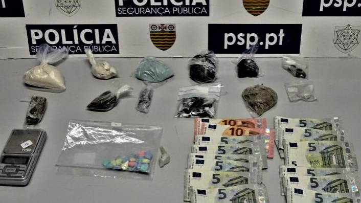 Imagem de Apanhado com droga no Funchal