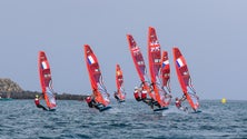 Prova internacional de Windsurf Foil prossegue na Praia da Vitória (Vídeo)