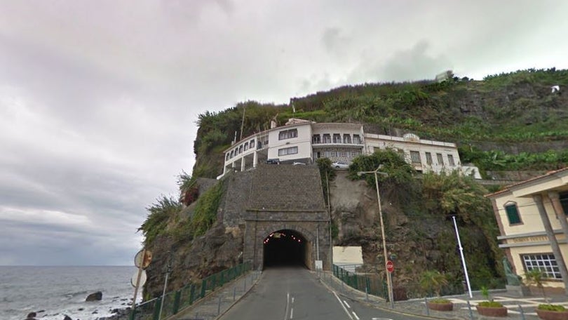 Imagem de Queda de muro encerra esquadra da PSP na Ponta do Sol