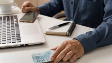 Imagem de Microempresários reclamam falta de acesso aos apoios financeiros (Áudio)