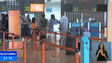 Covid-19: Quarentena no Reino Unido suscita dúvidas aos passageiros (Vídeo)