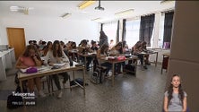Imagem de Professores do particular recebem menos 300 euros do que os do público (vídeo)