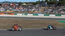 Imagem de Miguel Oliveira cai na corrida