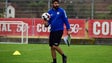 Imagem de Nacional parte para estágio sem Rashidov
