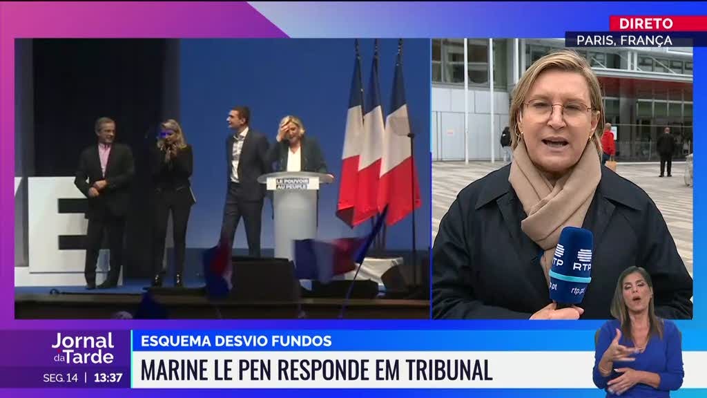 Marine Le Pen é ouvida em tribunal por alegado uso indevido de dinheiro do Parlamento Europeu