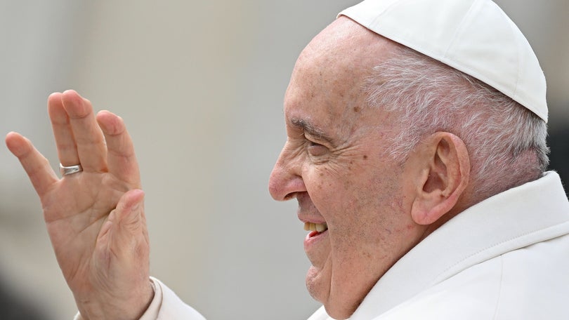 Imagem de Papa Francisco deu entrada num hospital para realizar exames médicos