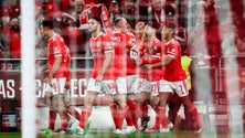 Imagem de Benfica cumpre a obrigação de vencer o Famalicão