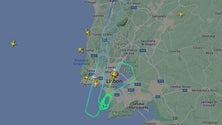 Imagem de Rebentamento de pneu em avião privado encerra aeroporto de Lisboa