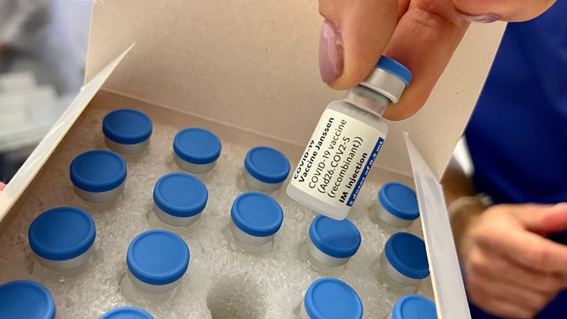 Madeira recebe mais sete mil vacinas da Janssen