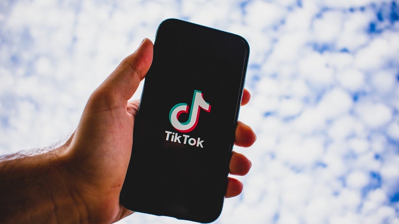 TikTok vai implementar limite de 60 minutos para utilizadores menores de idade