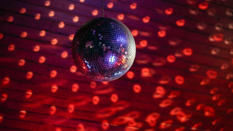 Imagem de Bares e discotecas reabrem no Continente