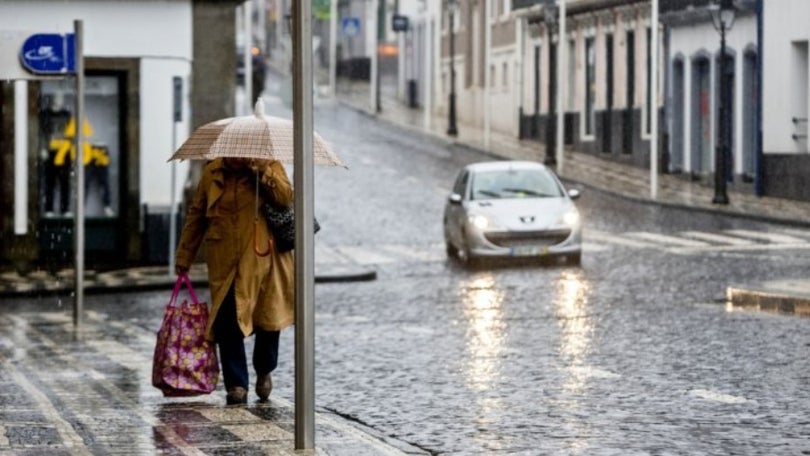 Grupo Central dos Açores sob aviso laranja devido à chuva forte